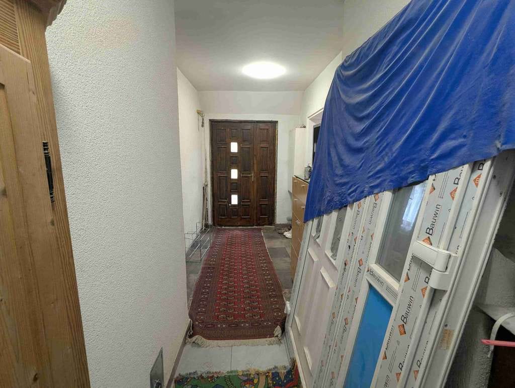 Immobilie in Nauen - Stadthaus, teilsaniert, noch einiges zu tun, aber zentral! - Bild 2