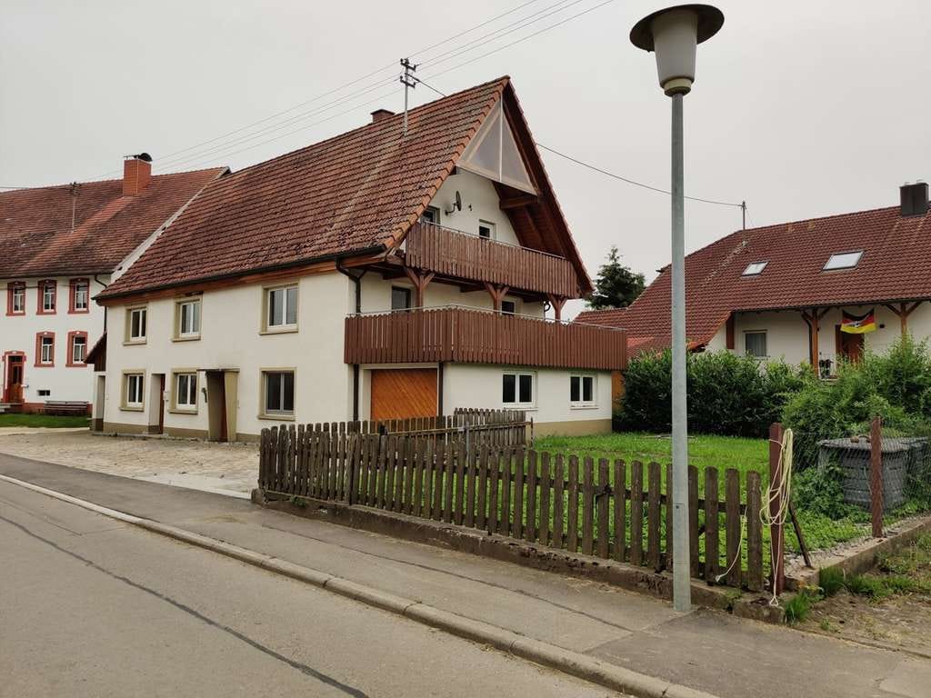 Immobilie in Hüfingen - Hüfingen - Sumpfohren - Schönes Einfamilienhaus mit Einliegerwohnung - Bild 3