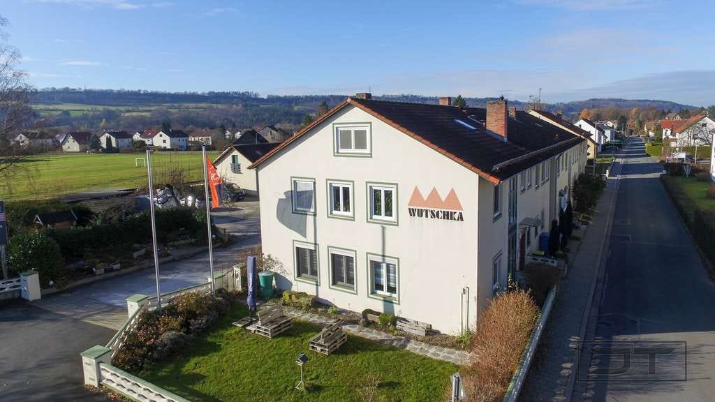Immobilie in Weidenberg - Top Kapitalanlage: Modernisiertes MFH mit 6 Einheiten Nähe Bahnhof in Weidenberg! - Bild 4