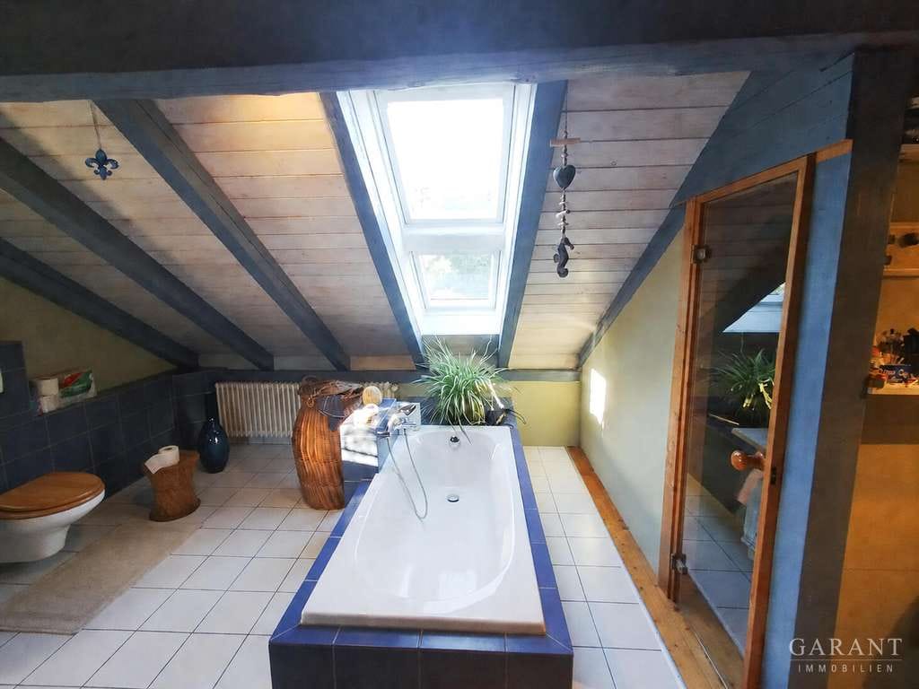 Immobilie in Stödtlen - Landhaus bei Stödtlen: ca. 259 m² Wohnen, Pool & eigene Energie - Pferdehaltung möglich - Bild 3