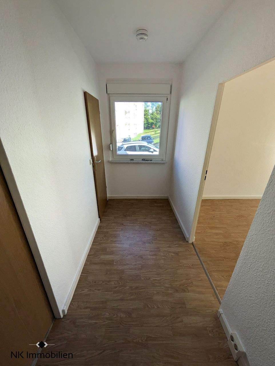 Immobilie in Limbach-Oberfrohna - ++ renovierte 2-Raum Wohnung im Hochparterre - mit Tageslichtbad - Limbach-Oberfrohna ++ - Bild 3