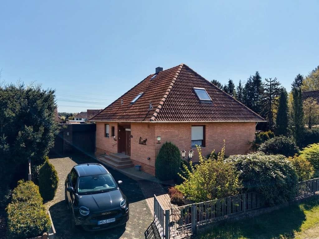 Immobilie in Schwanewede - Schwanewede // Großzügig wohnen auf ca. 1.300 m² Grundstück in ruhiger Umgebung - Bild 0