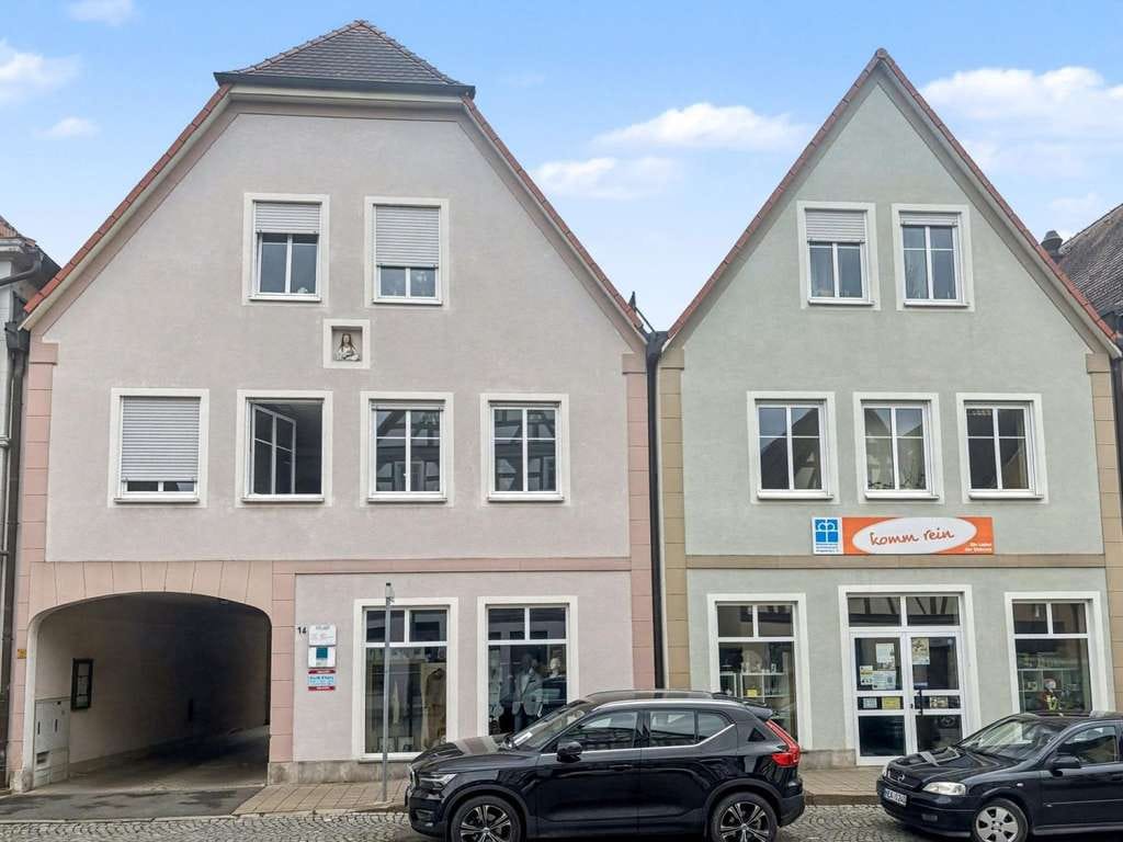 Immobilie in Scheinfeld - Wohn- und Geschäftshaus in zentraler Lage von Scheinfeld mit Entwicklungspotenzial - Bild 0