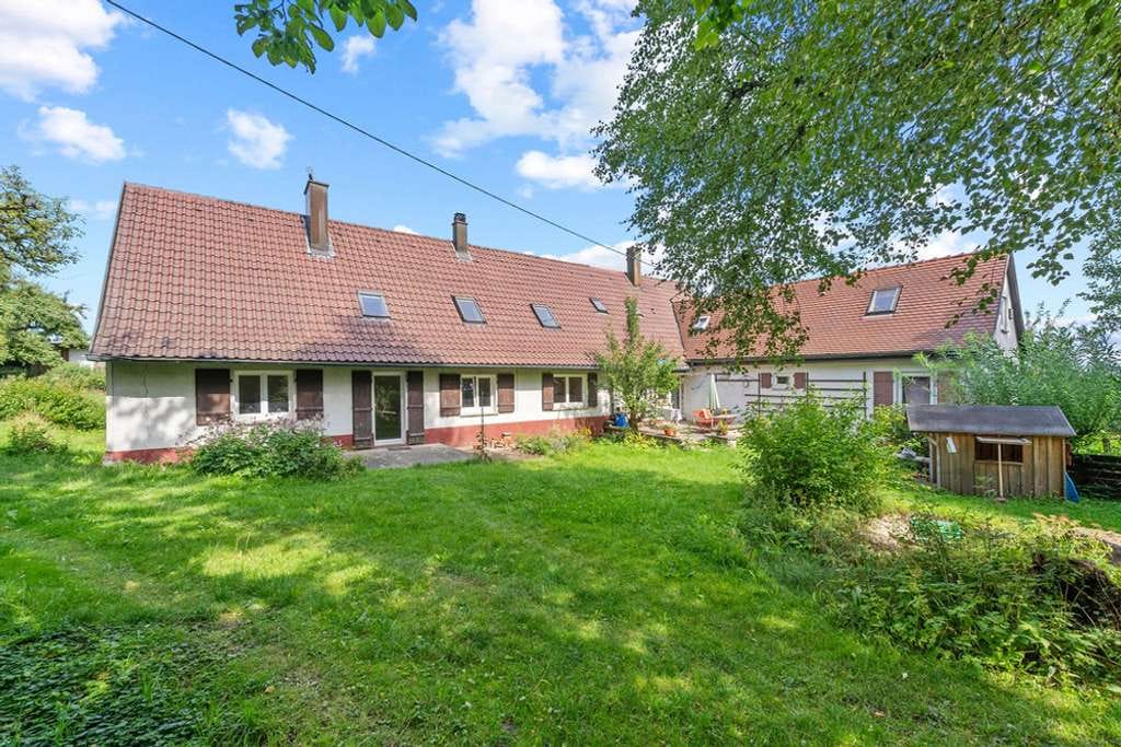 Immobilie in Illmensee - Viel Platz für Ihre Ideen – Großzügiges Wohnhaus mit Geschichte und viel Natur am Höchsten - Bild 0