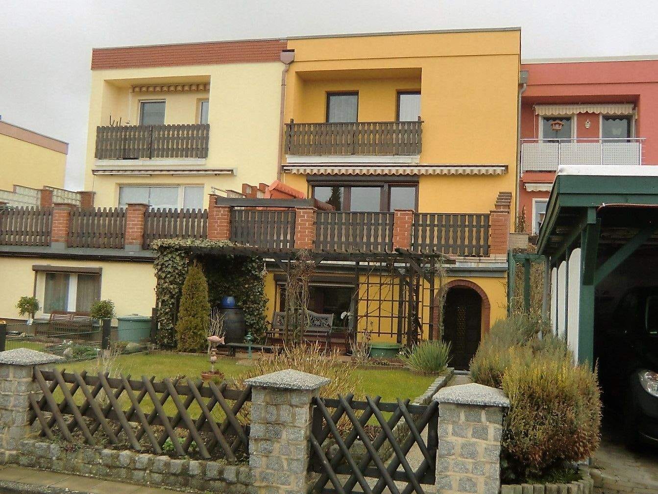 Immobilie in Wolgast - Geräumiges Reihenmittelhaushaus mit Balkon und Terrassen uns Garage in Wolgast - Bild 1