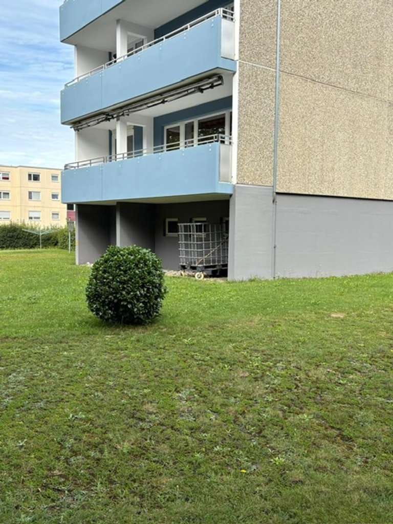 Immobilie in Eriskirch - Schöne 4 Zimmer Wohnung mit Balkon - Bild 2