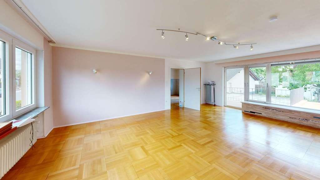 Immobilie in Hauptstuhl - Großzügiges Zweifamilienhaus mit Echtholzboden und Photovoltaikanlage in Hauptstuhl - Bild 4