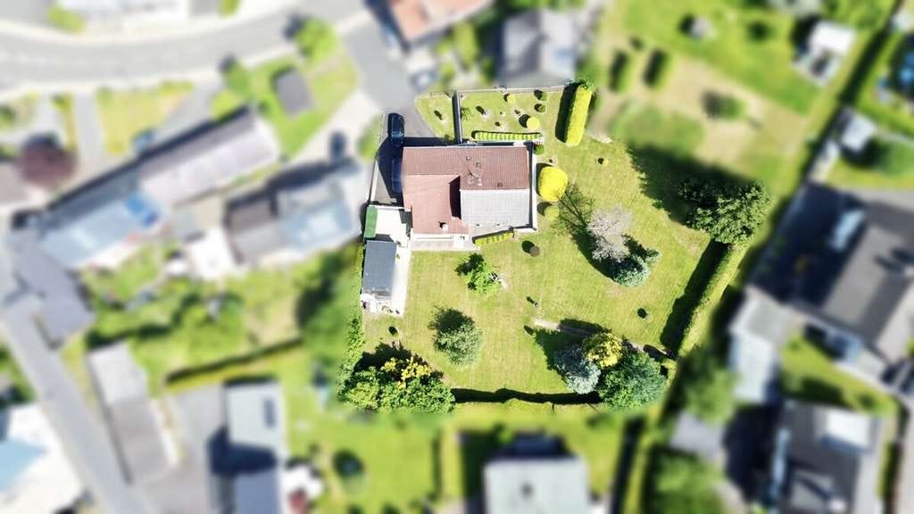 Immobilie in Hachenburg - **Einfamilienhaus mit großzügigem Grundstück in bevorzugter Lage von Hachenburg** - Bild 4