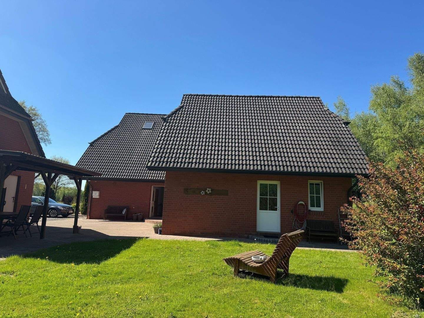 Immobilie in Gnarrenburg - 2 Familienhaus mit vielseitiger Nutzungsmöglichkeit - Bild 2