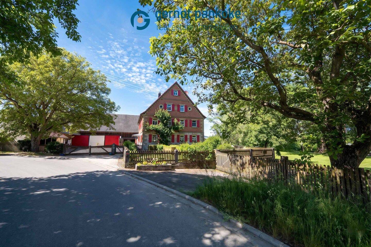 Immobilie in Steinsfeld - Pferdefreunde aufgepasst!!!! Landsitz bei Rothenburg ob der Tauber - Bild 0