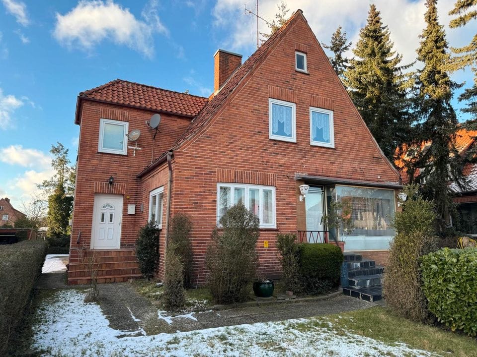 Immobilie in Dannenberg - Solides Mehrfamilienhaus für Kapitalanleger - Bild 0