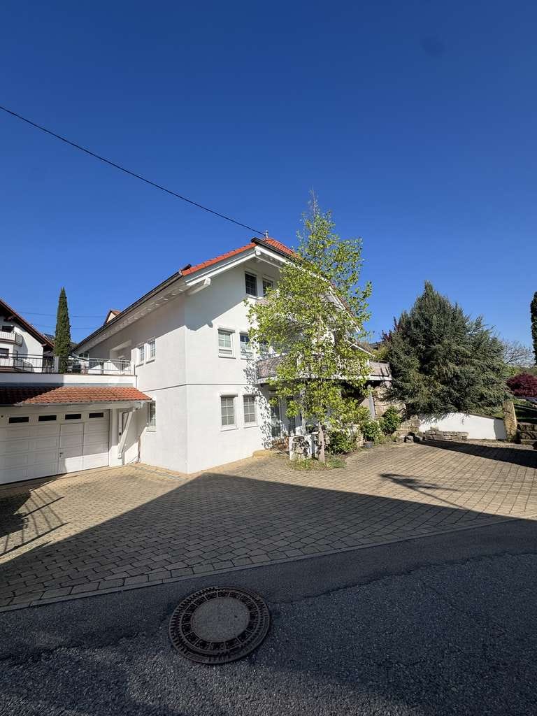Immobilie in Berglen - Modernes EFH mit Einliegerwohnung PV + Speicher, Wärmepumpe & Klimaanlage – Energieeffizient wohnen - Bild 0