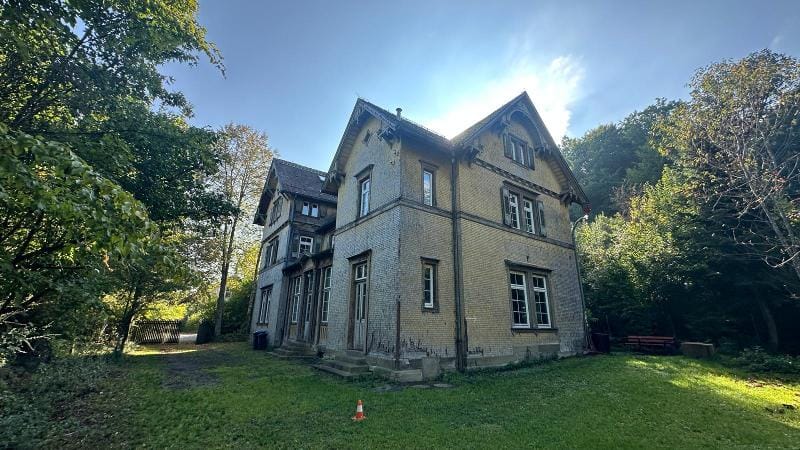 Immobilie in Weil der Stadt - Bahnhof Schafhausen - an der stillgelgten Strecke - was machen Sie daraus? - Bild 4