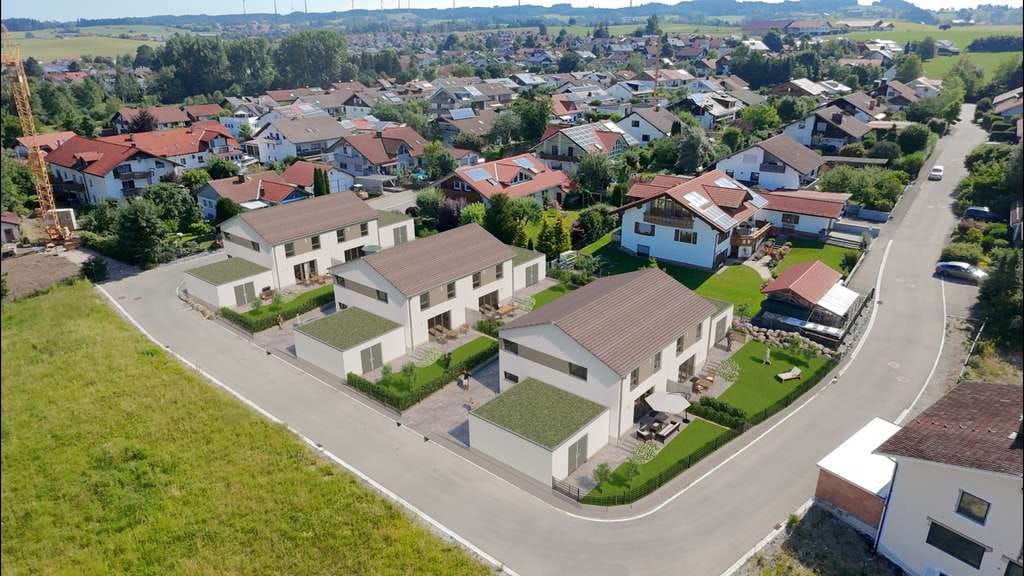 Immobilie in Wildpoldsried - PERFEKT für BEST Ager: Komfortable Neubau-DHH in SONNIGER Ortsrandlage! Große Doppelgarage! - Bild 1