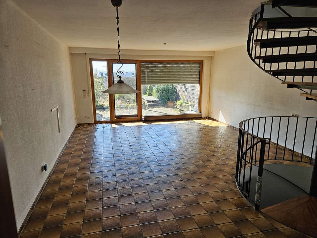 Immobilie in Herrenberg - Reihenmittelhaus mit Südgarten & Balkon (ruhig gelegen) - Bild 3