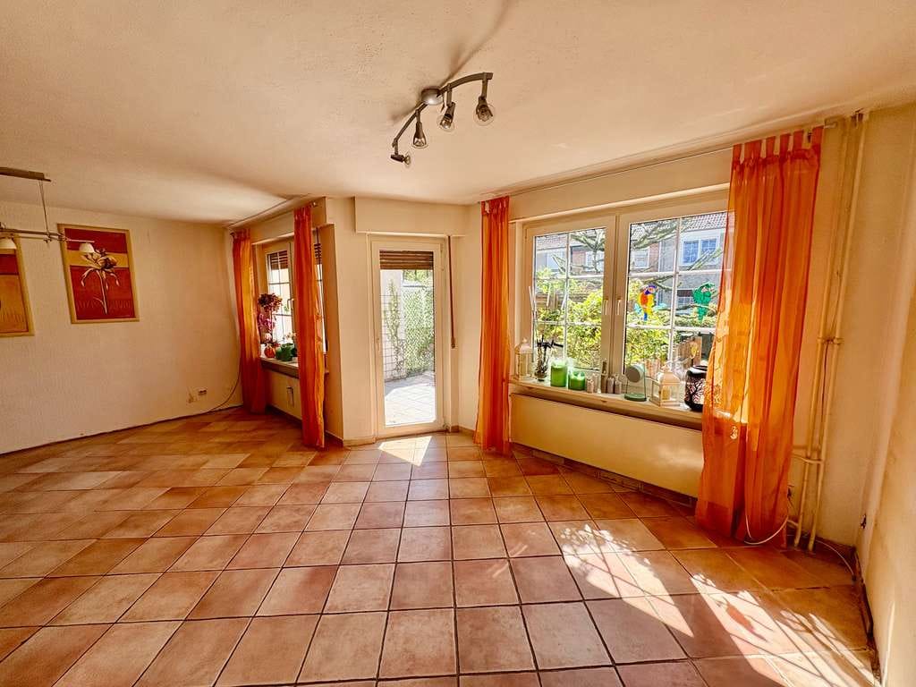 Immobilie in Nienburg/Weser - Reihenmittelhaus mit Balkon, Terrasse und Garten in Langendamm – ideal für Familien! - Bild 3