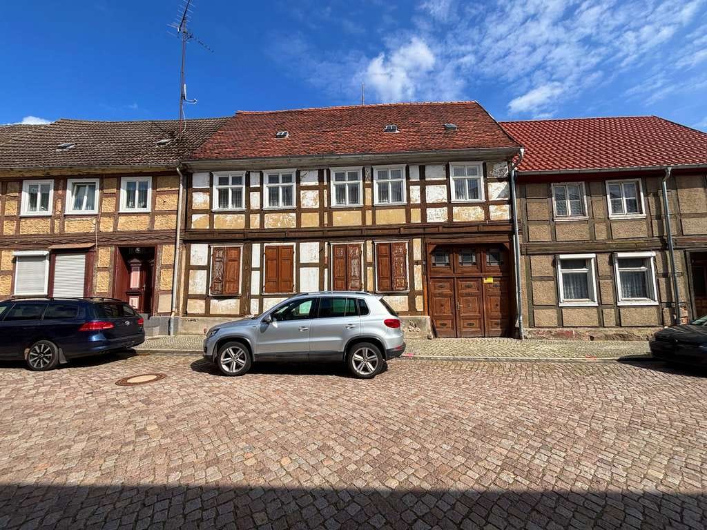 Immobilie in Arneburg - Fachwerk trifft Geschichte – Wohnen & Wirken in Arneburgs historischem Ortskern - Bild 0
