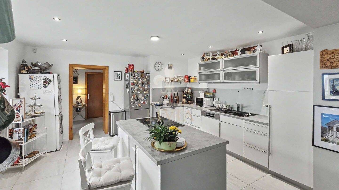 Immobilie in Altenkirchen (Westerwald) - Großzügiges Familienhaus mit Garten, Sauna & Doppelgarage in ruhiger Lage - Bild 1