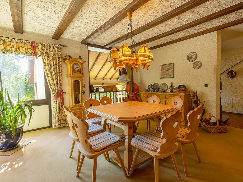 Immobilie in Sonnefeld - Großzügige Architektenvilla mit traumhaftem Grundstück in bester Lage von Sonnefeld - Bild 4