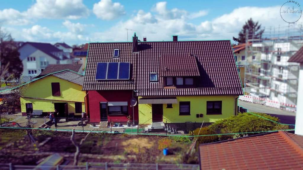 Immobilie in Karlsbad - Charmant. Gepflegt. Vielseitig. Wohnen mit Garten + Entwicklungsmöglichkeiten in Karlsbad-Spielberg - Bild 2