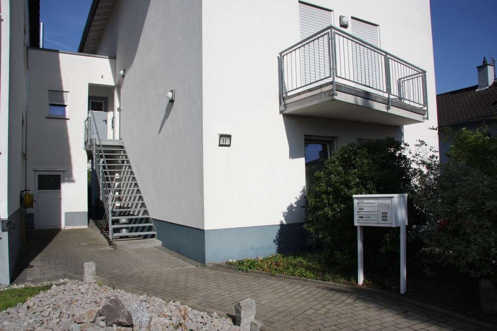 Immobilie in Zeiskam - *Provisionsfreie* Erdgeschosswohnung mit 3 Zimmern und Terrasse - Bild 0