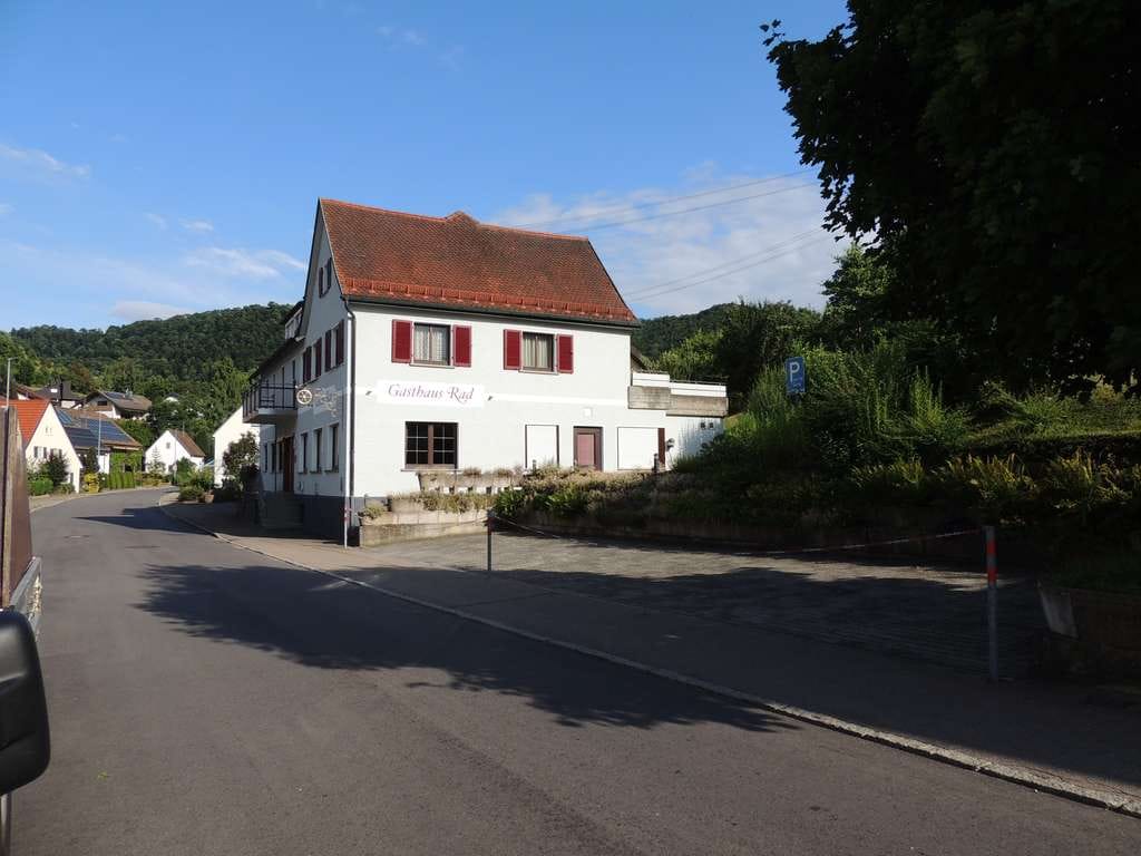 Immobilie in Bad Ditzenbach - Wohnen und Arbeiten....... es ist alles vorbereitet zur Übernahme - Bild 1