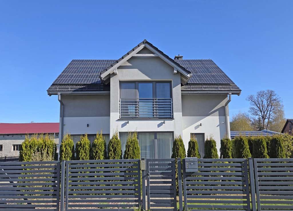Immobilie in Zirchow - Neuwertiges Effizienzhaus mit PV, Wärmepumpe & Top-Ausstattung - Bild 1