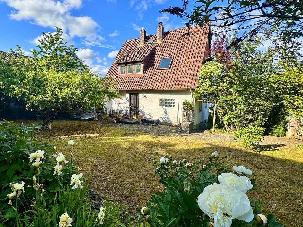 Immobilie in Stadtsteinach - Renovierungsbedürftiges Einfamilienhaus mit schönem Garten in Stadtsteinach - Bild 0