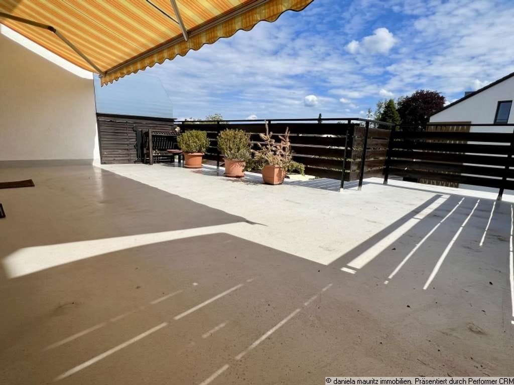 Immobilie in Ebersberg - Sonnige Auszeiten zuhause - ruhige 3 Zimmer - Wohnung & XXL Terrasse - Bild 1