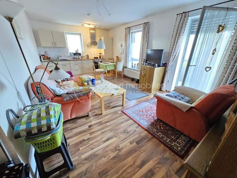 Immobilie in Obersontheim - Barrierefreies Wohnen mit Komfort und Herz – Gepflegte 2-Zimmer-Wohnung mit Balkon in zentraler Lage - Bild 1