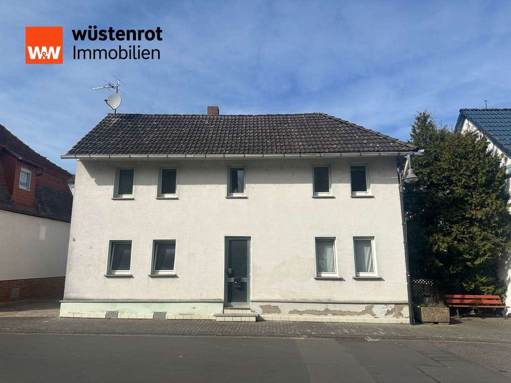 Immobilie in Karben - Sanierungsbedürftiges Fachwerkanwesen mit großer Scheune und Entwicklungspotenzial - Bild 0