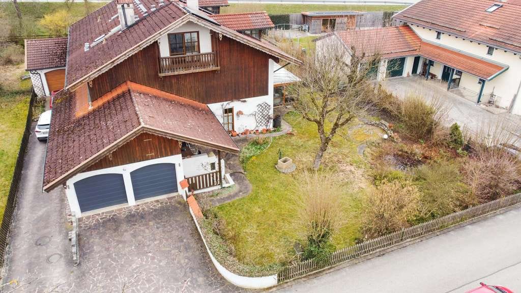 Immobilie in Tüßling - Viel Platz für die ganze Familie – Gepflegte DHH mit Wintergarten, Garten & Top-Grundriss - Bild 3
