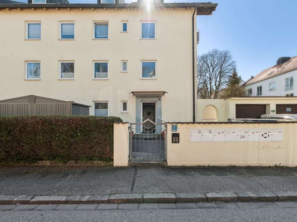 Immobilie in Krailling - Solides Mehrfamilienhaus mit 7 Wohnungen in ruhiger und zentraler Lage von Krailling - Bild 4