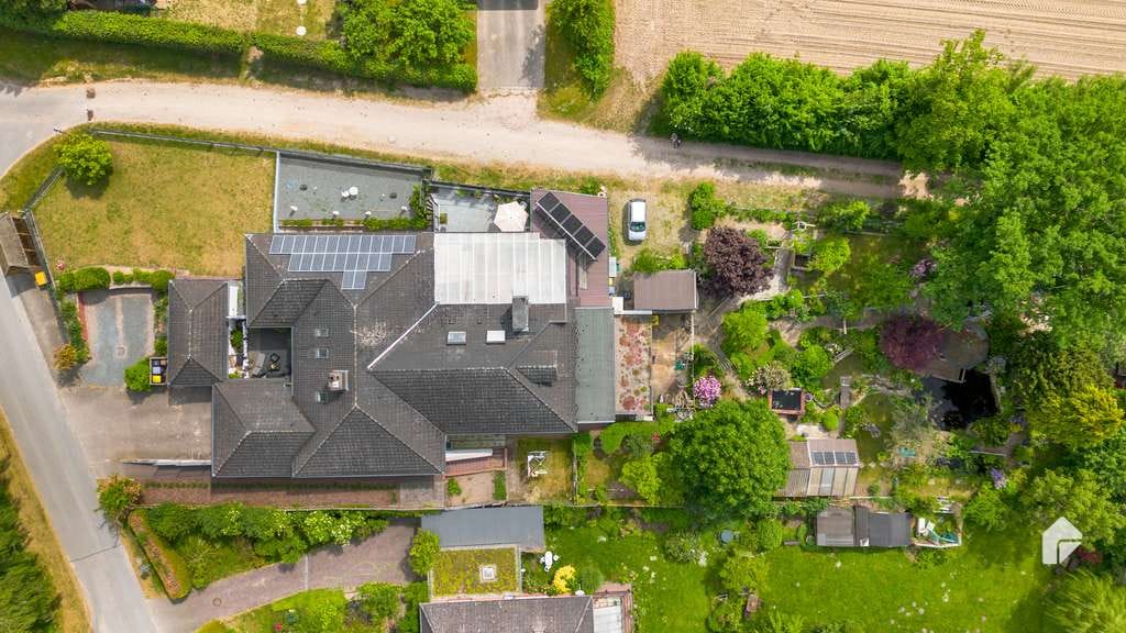 Immobilie in Klempau - Traumhaft, sehr viel Platz, gemischtes Ambiente, Möglichkeiten ohne Ende - Bild 2