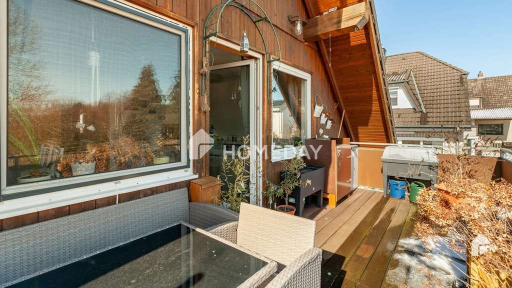 Immobilie in Sarstedt - Sonniges Wohnglück in ruhiger Lage: bezugsfreie 3-Zimmer-DG-Wohnung mit Ost-Balkon - Bild 4