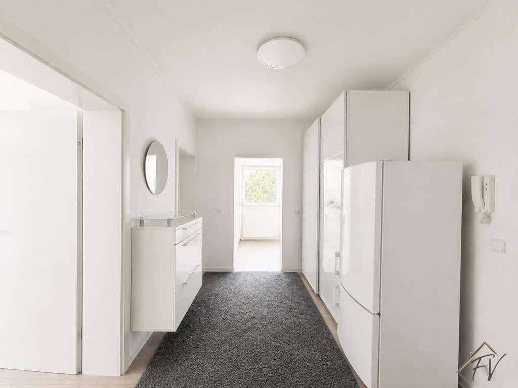 Immobilie in Liederbach - 2-Zimmer-Glück mit Stellplatz direkt vor der Tür - Bild 3