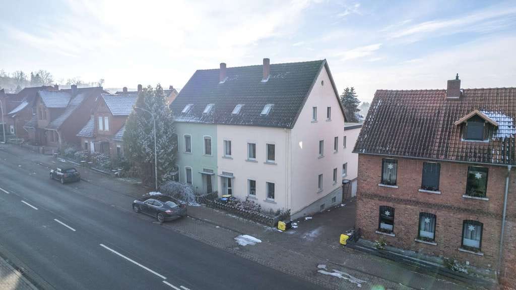 Immobilie in Obernkirchen - Großzügiges Wohnen mit individuellem Gestaltungsspielraum - Bild 1