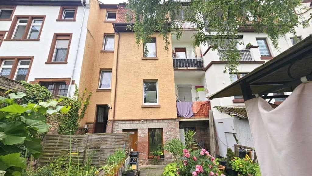 Immobilie in Frankenthal (Pfalz) - 4-Familienhaus, zentral in Frankenthal, ideal als Kapitalanlage - Bild 0
