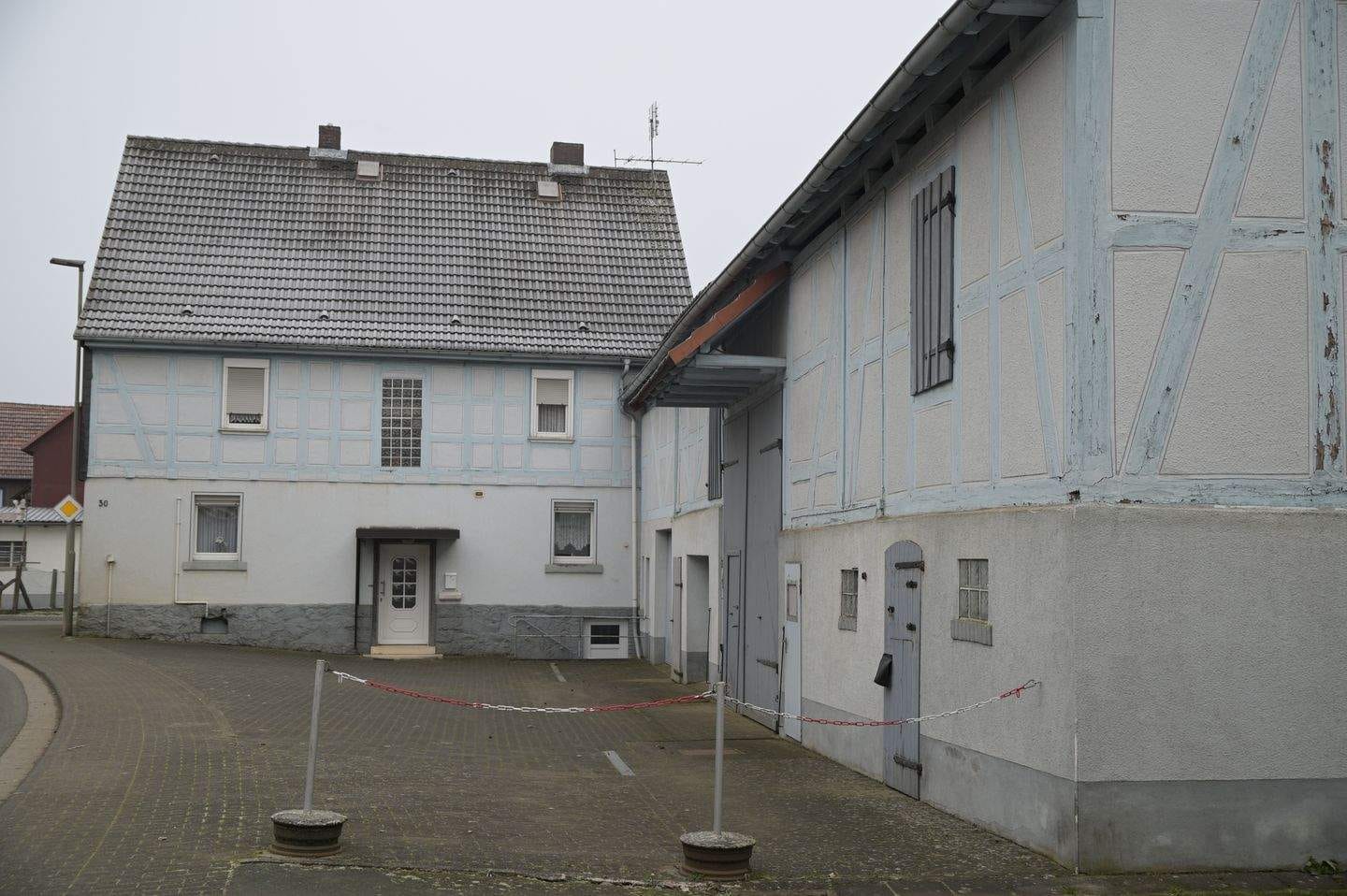Immobilie in Mücke - Charmantes Bauernhaus mit Scheune und großen Ausbaupotenzial-Ihr Traum vom Landleben - Bild 2