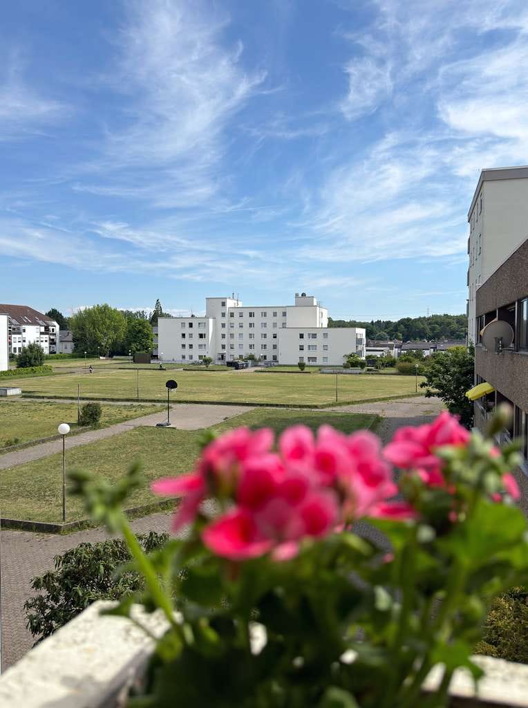 Immobilie in Egelsbach - Großzügige 1,5-Zimmer-Wohnung mit Balkon & Garage in Egelsbach - Bild 0