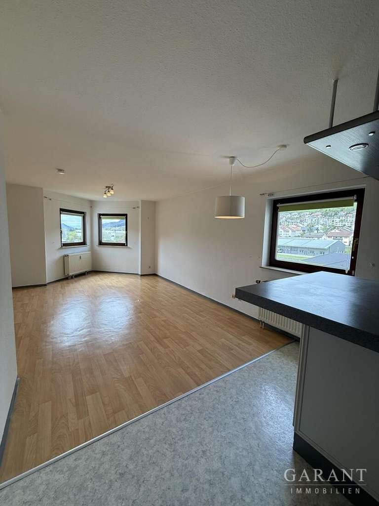 Immobilie in Albstadt - 1 Zimmer-Apartment mit Aufzug & Tiefgaragenstellplatz - ideale Kapitalanlage oder zur Eigennutzung - Bild 1