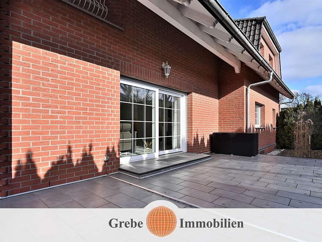 Immobilie in Fürstenwalde/Spree - Absolut hochwertiges Zweifamilienhaus mit 3 Bädern und Vollkeller! - Bild 4