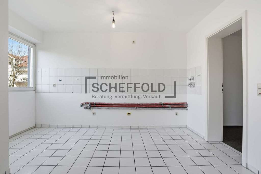 Immobilie in Laupheim - Zentrumsnah! Helle 2,5-Zimmer-Eigentumswohnung mit überdachtem Sonnenbalkon & durchdachtem Grundriss - Bild 4