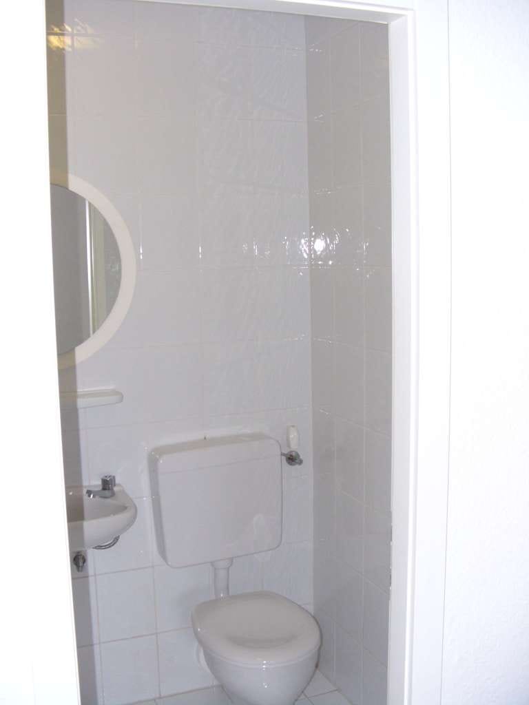 Immobilie in Hochheim - Vermietete 3-ZKB-Wohnung mit Weitblick in Feldrandlage – Kapitalanlage mit Aussicht - Bild 3