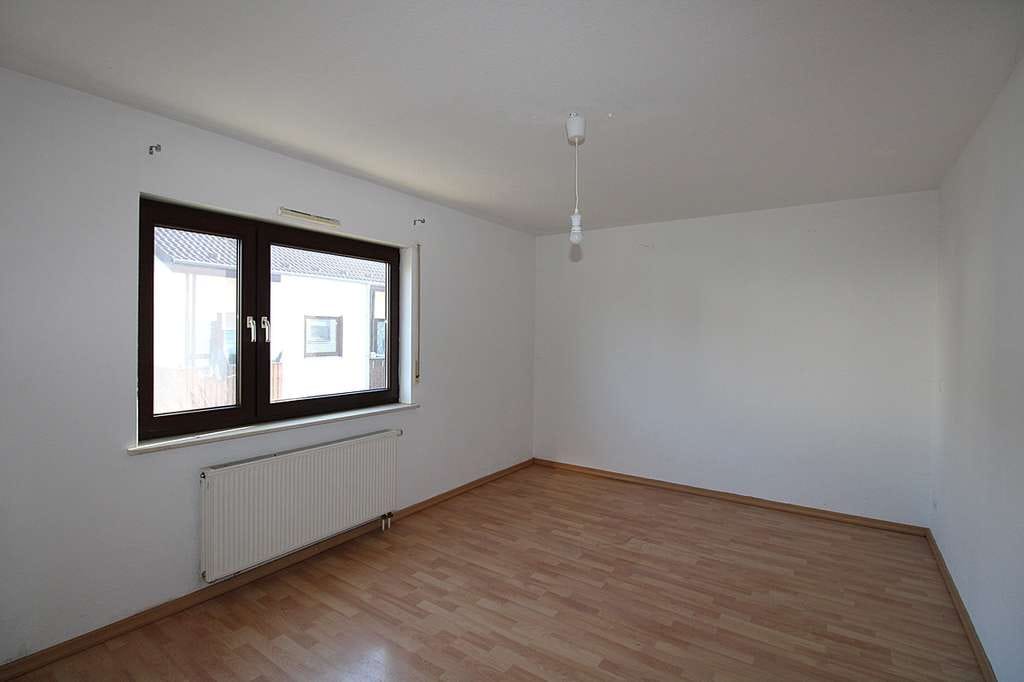 Immobilie in Kabelsketal - Reihenmittelhaus mit Garten in ruhiger Lage – ideal für Familien - Bild 2