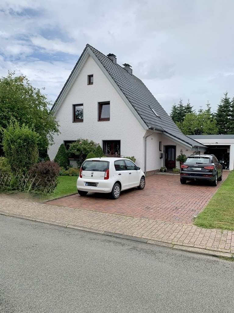 Immobilie in Elsfleth - Einziehen & Genießen – gepflegtes Einfamilienhaus mit vielen Extras! - Bild 0