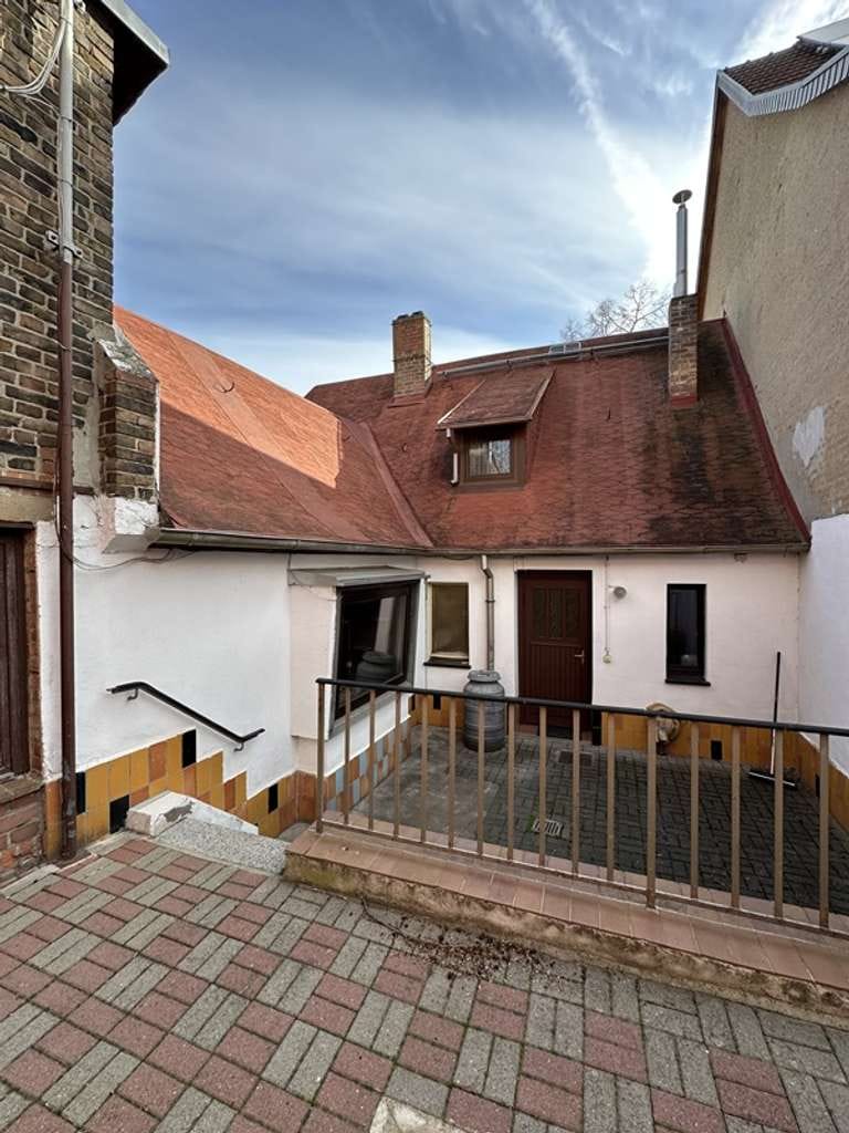 Immobilie in Bernburg - Gepflegtes Stadthaus mit Garage, Sauna & Garten in Bernburg (Talstadt) - Bild 1