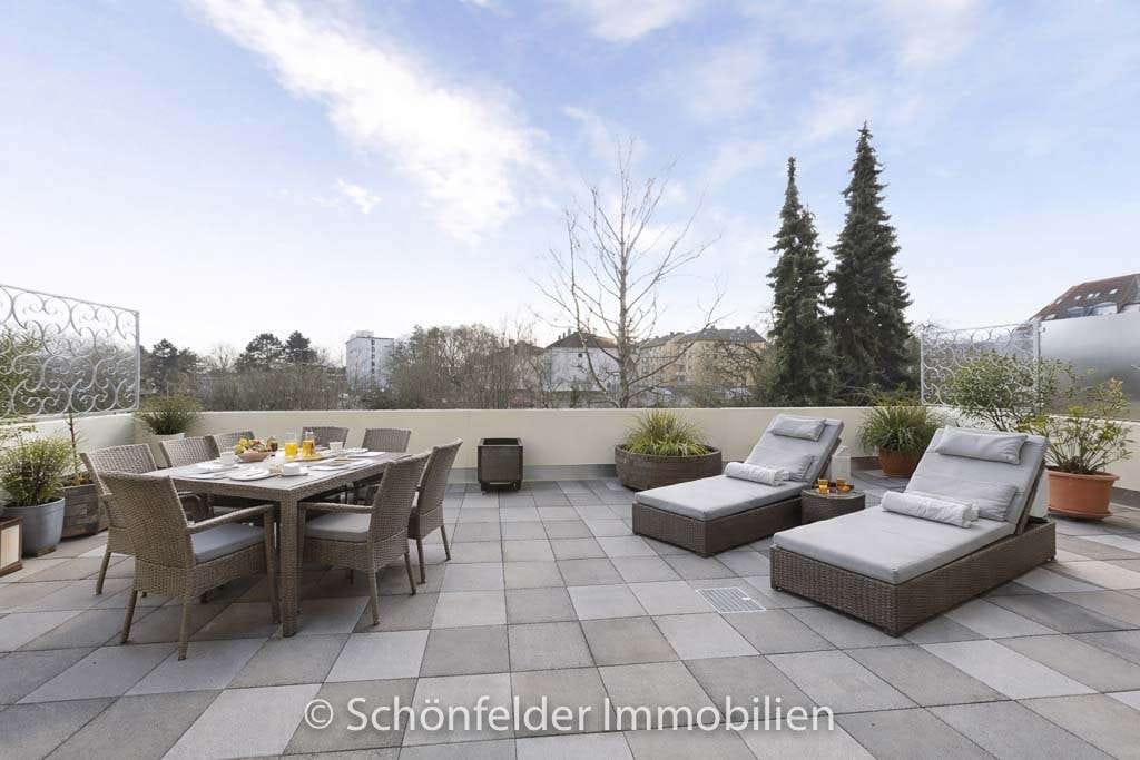 Immobilie in Oberursel - Attraktive 4 Zimmerwohnung mit großer Balkonterrasse, Garage und 2 Kellern - sogar provisionsfrei - Bild 2