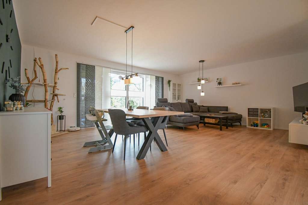 Immobilie in Edewecht - 6608- Modernísiertes Einfamilienhaus im stylischem Trend und charakteristischem Stil - Bild 3