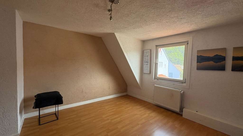 Immobilie in Reichelsheim (Odenwald) - Gemütliches Einfamilienhaus mit Scheune! - Bild 4